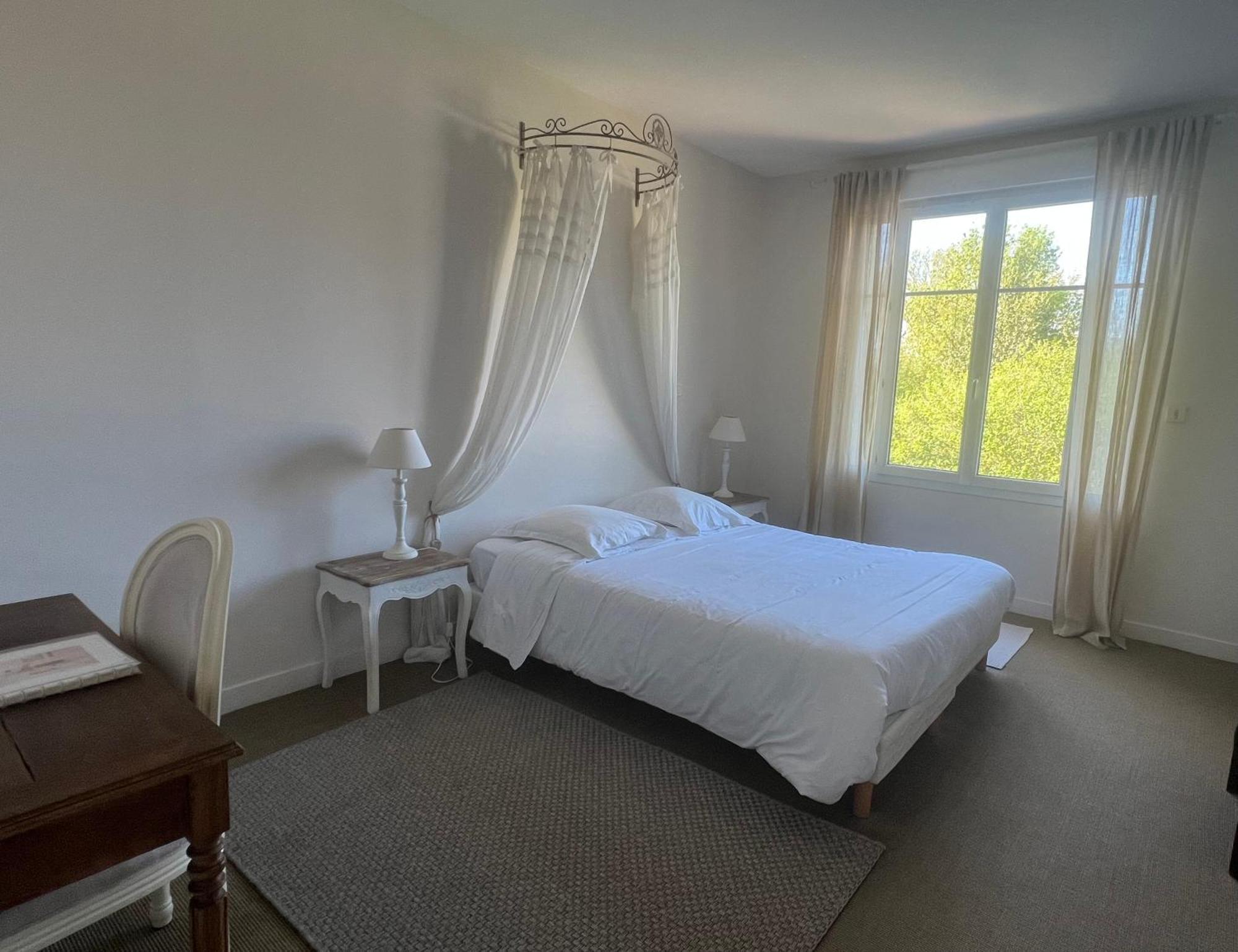 La Villa Camille La Creche Zewnętrze zdjęcie