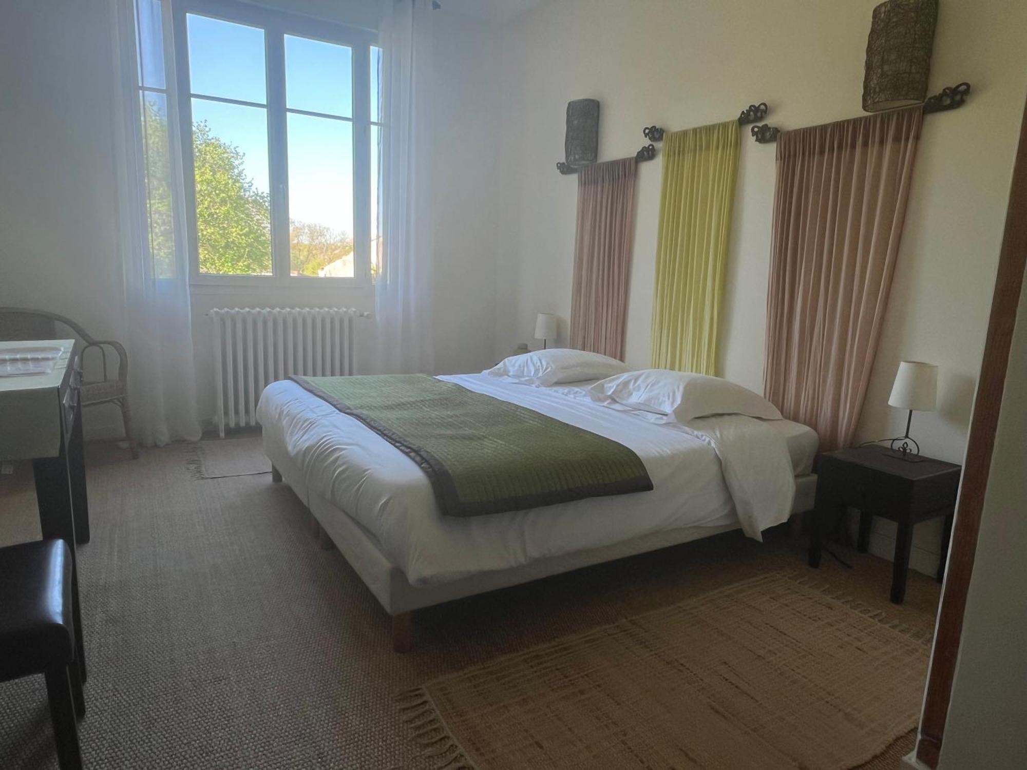 La Villa Camille La Creche Zewnętrze zdjęcie